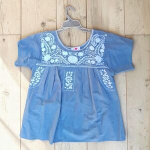Buddy Love Large Blue white embrodery tiny imperfefctions not toicable